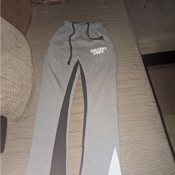 Gallery department sweats - Picture 1 of 2